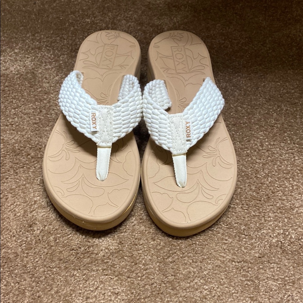 Roxy White Tan Sandals with Braided Thong Straps